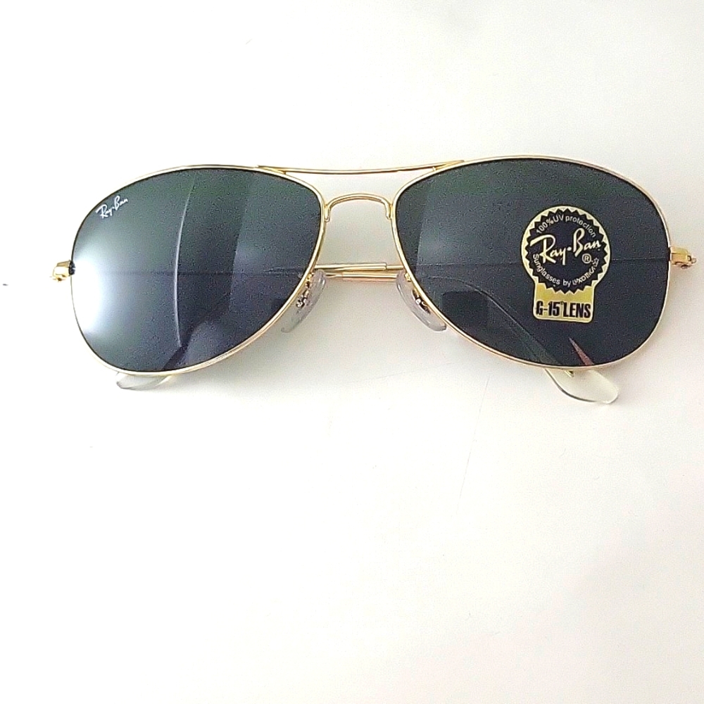 Ray-Ban Gold Aviator Sunglasses Timeless Design - Picture 4 of 4